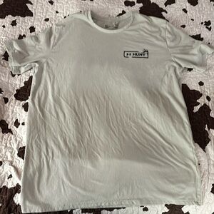 Men’s Under Armour shirt size XL